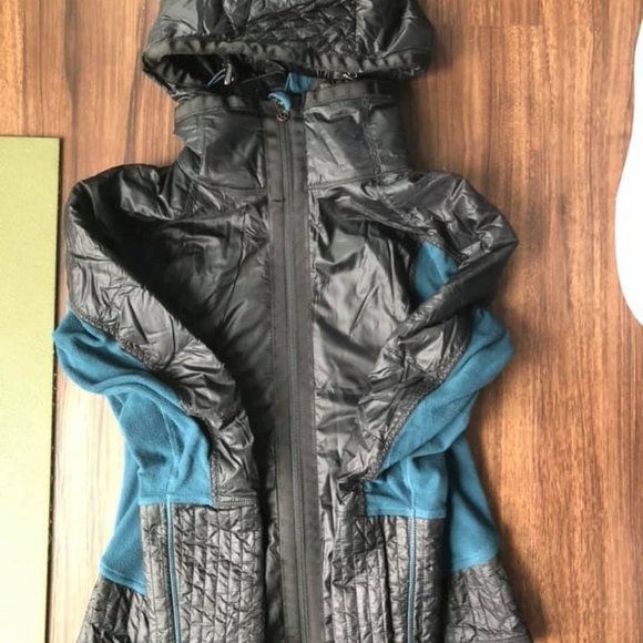 Lululemon Run and Bundle Fleece Jacket Zip Size 6 - Picture 2 of 4